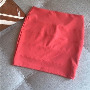 🌸 Pink mini skirt